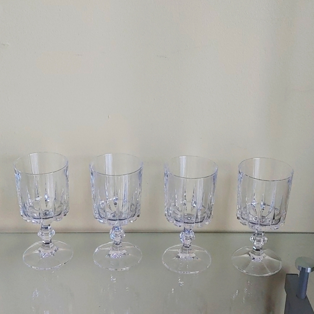 Vintage RCR Italy Lifestyle Crystal Wedge Cut & Wafer Stem Sherry Glasse…